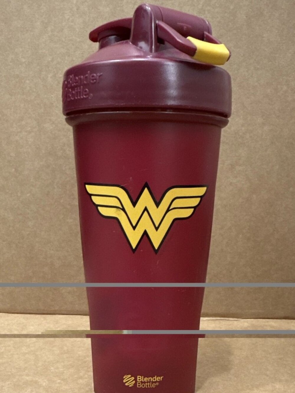 BlenderBottle 28 oz Shaker Cup Wonder Woman Maroon